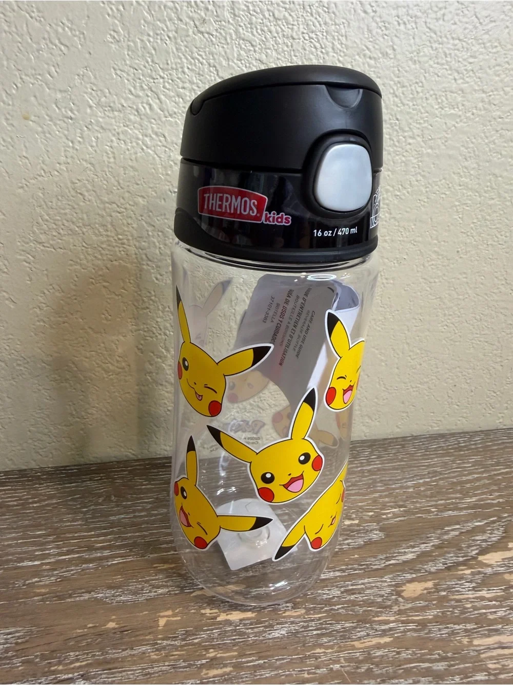 Thermos Pokémon Pikachu 16oz Water Bottle with mess free coloring bundle